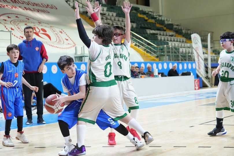 Muğla’da U10 Basketbol Ligi Heyecanı Sürüyor