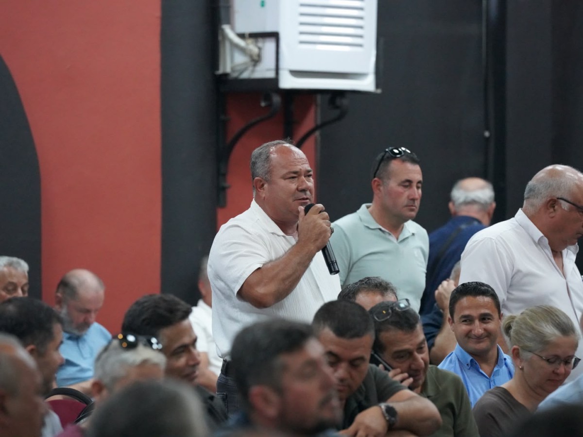 Başkan Aras, “Yeter Ki Vatandaşın Çeşmesinden Su Aksın”