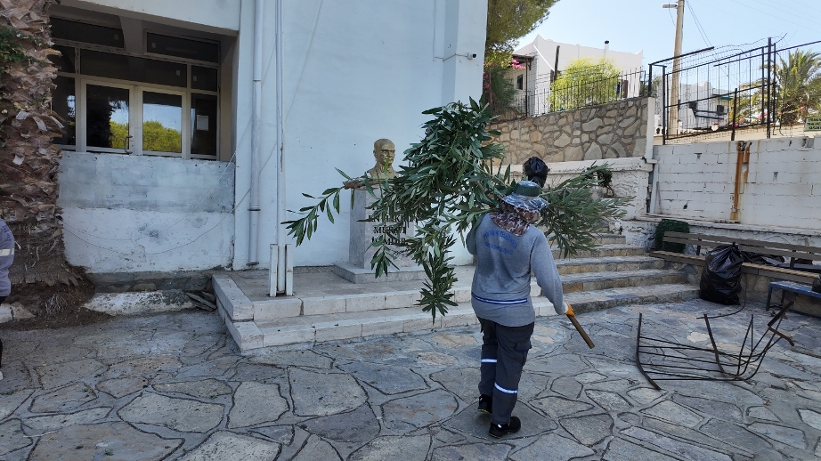 Bodrum'da 22 Okula Bakım, 39 Okula Çevre Düzenlemesi